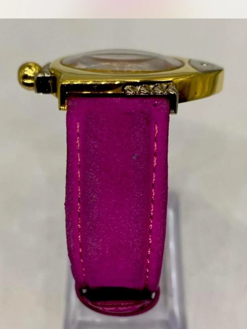 *** Time Works ^^^ Fish-Shaped Gold Tone Watch *** Vintage / Collectors ^^^